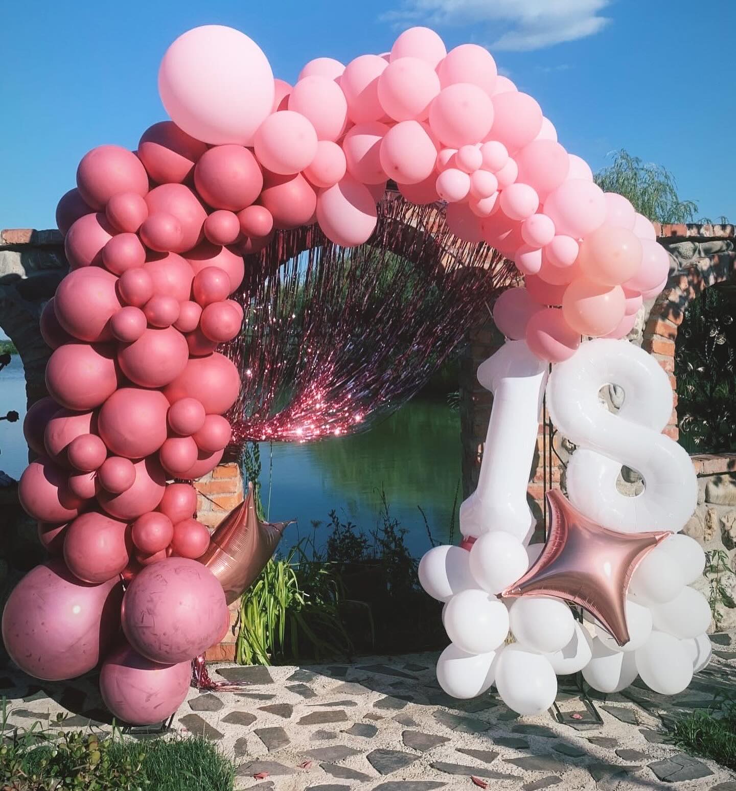 Photo corner roz pentru exterior